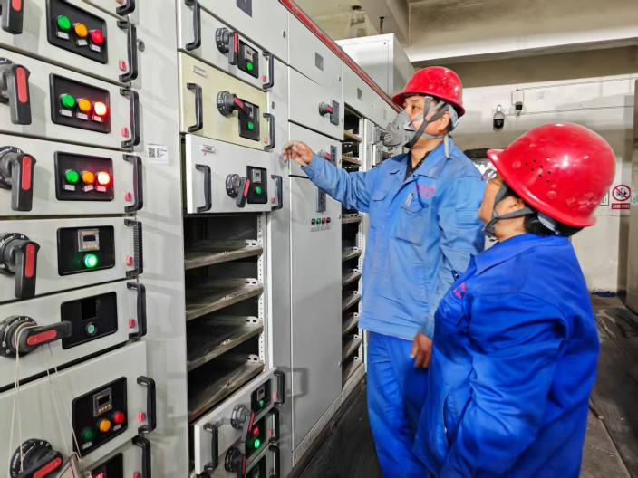 4346c0cbc9c30c54bbf3b93435be3ab