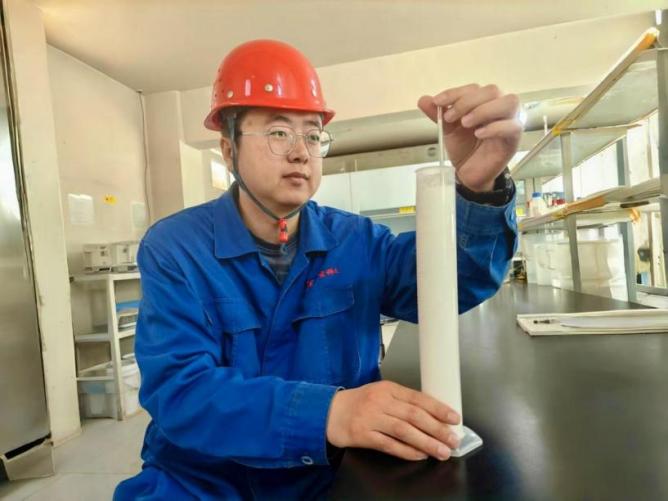 17cdf404300407352e9aa2f66d7b9bc